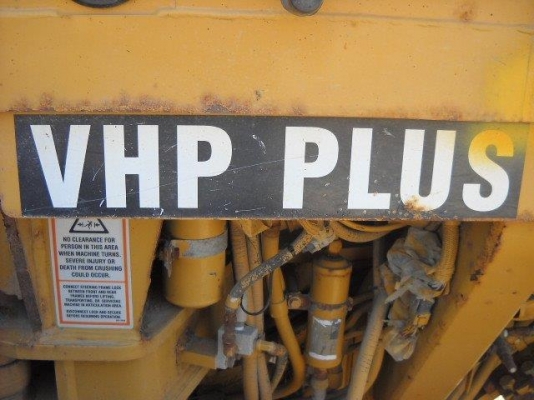 140H #APM01*** ปี2004 8,137ชม. พร้อมScarifierมือ1 (ยี่ห้อ Diamond) 140H #APM01*** ปี2004 8,137ชม. พร้อมScarifierมือ1 (ยี่ห้อ Diamond)