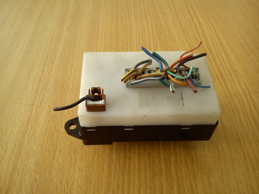 สวิตช์ควบคุมกระจกฝั่งขวา ของรถ HONDA สวิตช์ควบคุมกระจกฝั่งขวา ของรถ HONDA