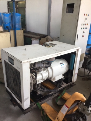 ขายปั้มลมยี่ห้อ Ingersollrand 34.5 kw มือสองสภาพพร้อมใช้งาน