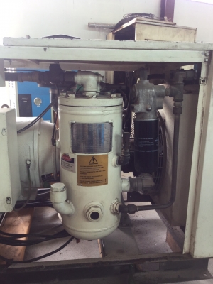 ขายปั้มลมยี่ห้อ Ingersollrand 34.5 kw มือสองสภาพพร้อมใช้งาน