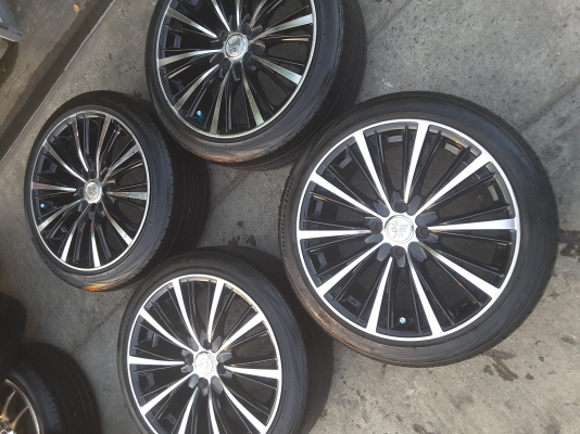 ล้อขอบ 17 4รู 100 พร้อมยาง 205 45 17 ปี 14 ชุดล่ะ 8500