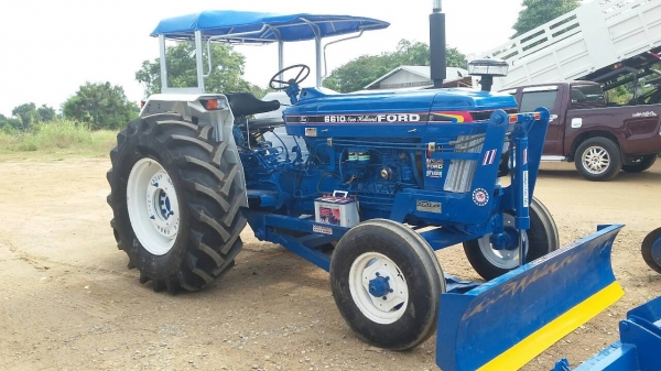 ขายรถไถฟอร์ด6610