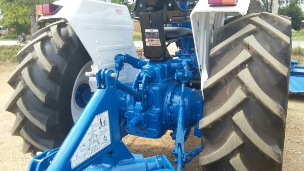 ขายรถไถฟอร์ด6610