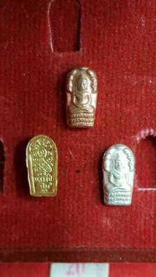 หลวงปู่ทิม วัดละหารไร่ จ.ระยอง ปรกมะขาม 3 กษัตริย์ สวยกล่องเดิม