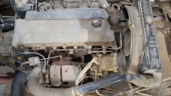ขายด่วนรถบรรทุก 6 ล้อดัมพ์   ISUZU NQR  ปีจดทะเบียน 2548