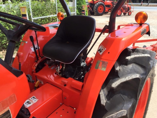 ขายรถไถKubota L3408 (4WD) พร้อมใบมีดหน้าและผานบุกเบิกใหม่ๆ รถพร้อมใช้งาน ขายรถไถKubota L3408 (4WD) พร้อมใบมีดหน้าและผานบุกเบิกใหม่ๆ รถพร้อมใช้งาน