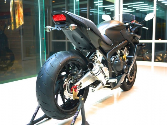 ขาย Honda CBR 650F รถศูนย์ พร้อมทะเบียนแท้ รถมือเดียว สภาพใหม่กริ๊ป สีเดิมทั้งคัน เครื่องยนต์สดๆ