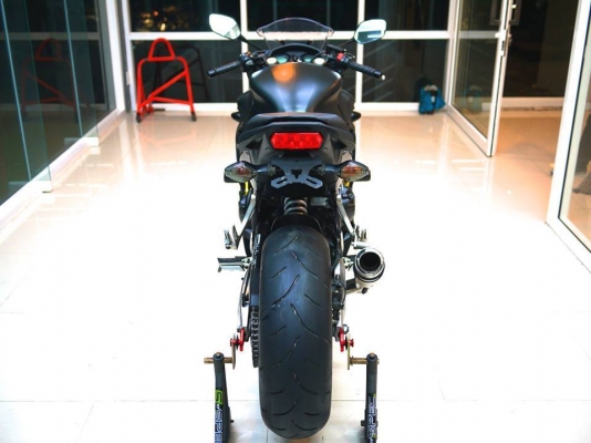 ขาย Honda CBR 650F รถศูนย์ พร้อมทะเบียนแท้ รถมือเดียว สภาพใหม่กริ๊ป สีเดิมทั้งคัน เครื่องยนต์สดๆ