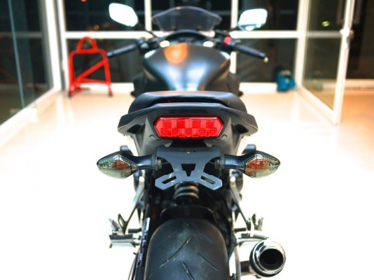 ขาย Honda CBR 650F รถศูนย์ พร้อมทะเบียนแท้ รถมือเดียว สภาพใหม่กริ๊ป สีเดิมทั้งคัน เครื่องยนต์สดๆ