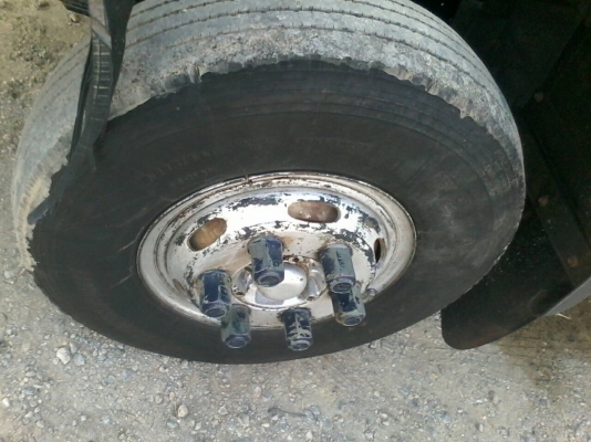 ขาย6ล้อMega144ยูโร2ตู้แห้งยาว5.50เมตร รถสวยติดเดิมทั้งคีน ขาย6ล้อMega144ยูโร2ตู้แห้งยาว5.50เมตร รถสวยติดเดิมทั้งคีน