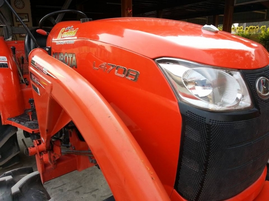คูโบต้า L4708 4 WD พร้อมใบมีดตราช้าง ทำงาน 739 ชั่วโมง จดทะเบียน พ.ย.2556