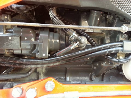 คูโบต้า L4708 4 WD พร้อมใบมีดตราช้าง ทำงาน 739 ชั่วโมง จดทะเบียน พ.ย.2556