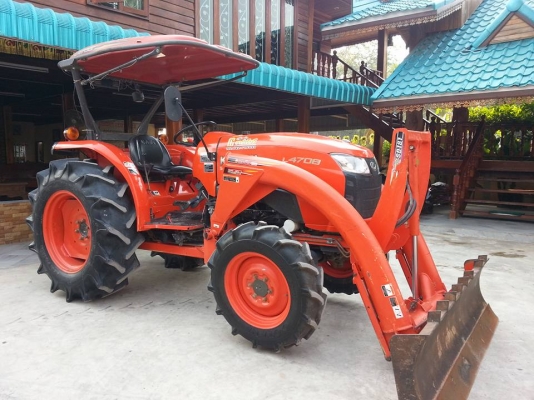 คูโบต้า L4708 4 WD พร้อมใบมีดตราช้าง ทำงาน 739 ชั่วโมง จดทะเบียน พ.ย.2556