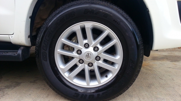 ล้อ Toyota champ 17" พร้อมยาง 265/65/17 ปี13 4เส้น