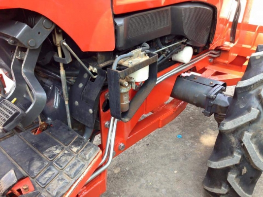 คูโบต้า L4708 4 WD พร้อมใบมีดตราช้าง ทำงาน 873 ชั่วโมง จดทะเบียน พ.ค.2554