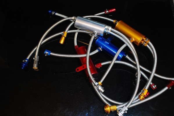 อะไหล่ แต่งรถเพียบ มีโช็คหน้า-หลัง ล้อ เครื่อง ถังน้ำมัน เบาะ และอะไหล่อื่นๆที่แต่งรถทั้งหมด ลดราคา 20-30\%