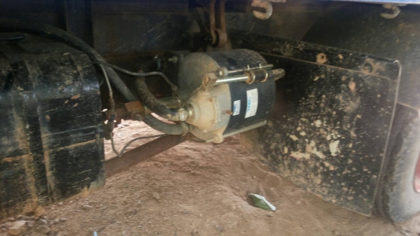 รถอีซุซุ 6 ล้อดั้ม 100 แรงม้า.  ปี 2519. ( รถประกอบ. )   สนใจติดต่อ  081 - 6079515