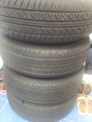 ขายล้อวีโก้พร้อมยางใหม่ 265/70/16