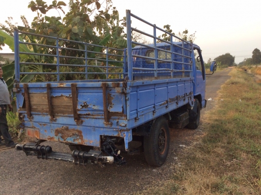 ขาย อีชุ 4 ล้อ เครื่องดีชัชชสวย หัวไม่ผุ ขาย 110,000 บาท ช่างเหน่ง 089-5367218