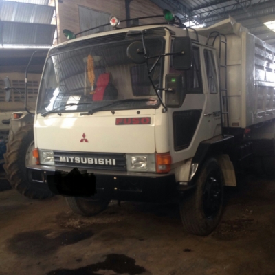 สิบล้อ มิตซู ไอ้หลง FN527MA 6D16-195 ดั้มสวยๆ เกียร์10สปีส 2เพา สภาพดีสวยเดิมพร้อมใช้ ทะเบียนพร้อมโอ ราคา655,000บ.รถสวยน่าใช้