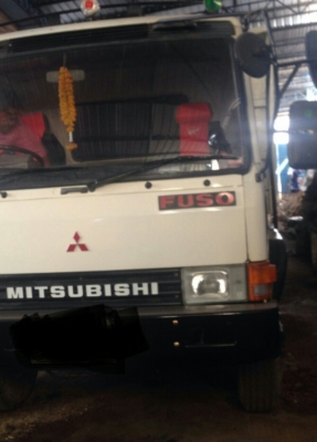 สิบล้อ มิตซู ไอ้หลง FN527MA 6D16-195 ดั้มสวยๆ เกียร์10สปีส 2เพา สภาพดีสวยเดิมพร้อมใช้ ทะเบียนพร้อมโอ ราคา655,000บ.รถสวยน่าใช้