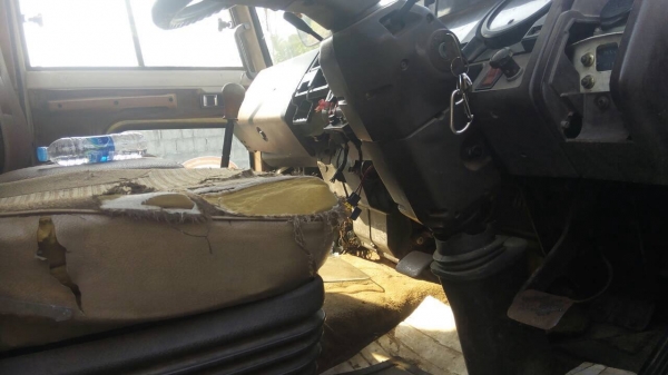 ขาย 10 ล้อ เพลาเดียว HINO KT925 คัสซีสวยจัดตลอดเส้น เครื่อง HO7C 180 แรงม้า ช่วงล่างใหญ่ วางหัว F18 พวงมาลัยพาวเวอร์ ทะเบียนพร้อมโอนครับ