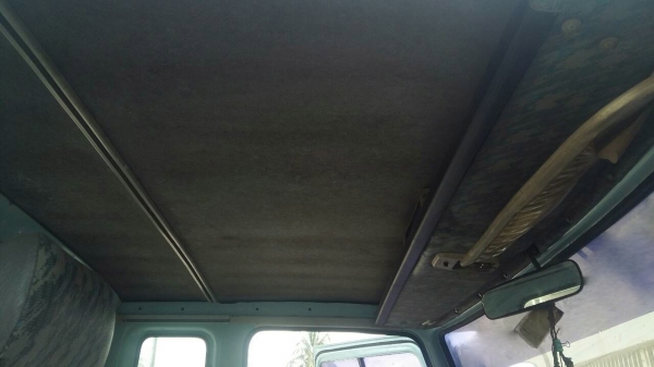 รถอีซูซุ 6 ล้อ ติดเครน 3 ตัน FRR 175 แรงม้า  ปี 48.   สนใจติดต่อ  081 - 6079515