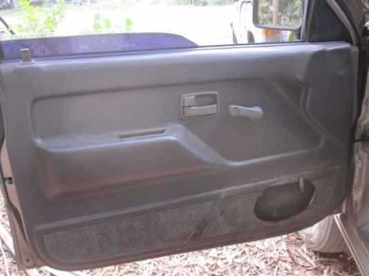 ขายทั้งคันหรือแยกชิ้นส่วน  อยากได้ชิ้นไหนโทรมาครับ