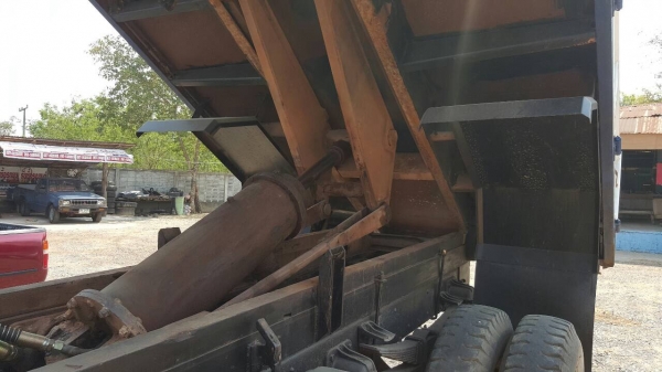 ขาย 6 ล้อดั้ม HINO KR360 คัสซีสวย เครื่อง EH100 150 แรงม้า เฟืองท้ายใหญ่ พวงมาลัยพาวเวอร์ ทะเบียนพร้อมโอนครับ ขาย 6 ล้อดั้ม HINO KR360 คัสซีสวย เครื่อง EH100 150 แรงม้า เฟืองท้ายใหญ่ พวงมาลัยพาวเวอร์ ทะเบียนพร้อมโอนครับ