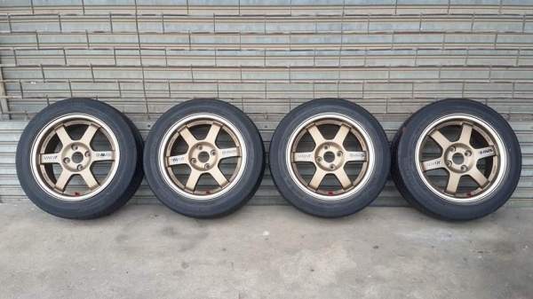 TE37 ขอบ 15 4/100 สภาพ 99\% แถมยาง ปี12 TE37 ขอบ 15 4/100 สภาพ 99\% แถมยาง ปี12