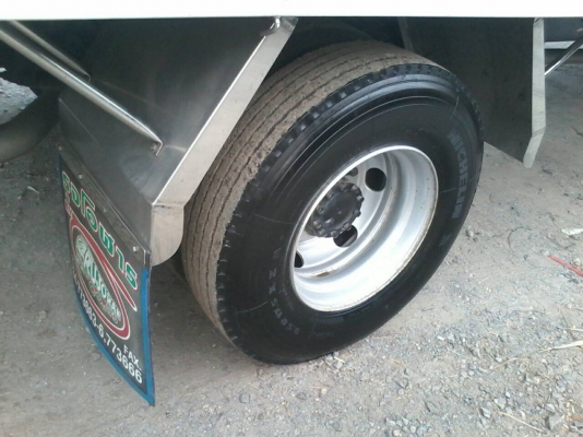 FRR210ยูโร3ปลายปี55ไมล7หมื่นกระบะเลสพร้อมคอกยาว6.50เมตรต่อ อู่รุจโอฬาร อย่างดี