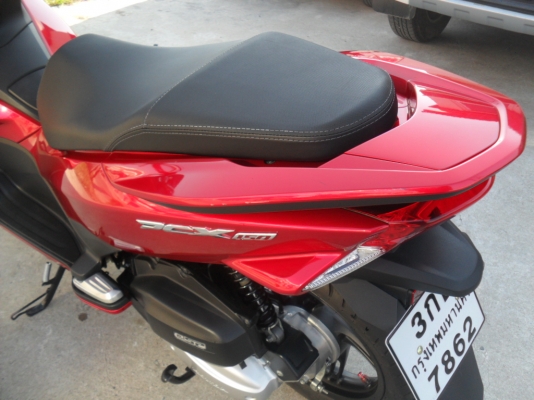 HONDA PCX ปี 2015 สีแดง ไฟ LED 150.cc