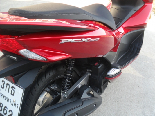 HONDA PCX ปี 2015 สีแดง ไฟ LED 150.cc