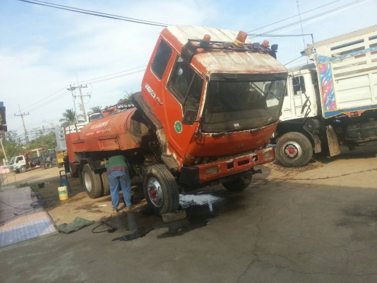 ุุุ6ล้อรถน้ำ..160แรงMITSUBICHI KF455F..ปี2543..เครื่อง6D14...ถังน้ำ7000ล. เล่มพร้อม..