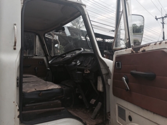 สวยแบบเดิมๆ...6ล้อ100แรง HINO KM540-11106 เครื่อง EQ100 6สูบดีเซล...เล่มพร้อม  ม.79แล้ว