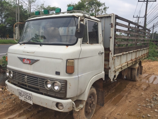 สวยแบบเดิมๆ...6ล้อ100แรง HINO KM540-11106 เครื่อง EQ100 6สูบดีเซล...เล่มพร้อม  ม.79แล้ว