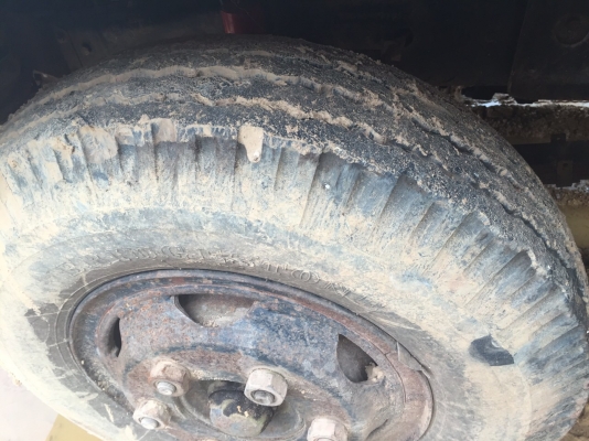 สวยแบบเดิมๆ...6ล้อ100แรง HINO KM540-11106 เครื่อง EQ100 6สูบดีเซล...เล่มพร้อม  ม.79แล้ว