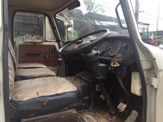 สวยแบบเดิมๆ...6ล้อ100แรง HINO KM540-11106 เครื่อง EQ100 6สูบดีเซล...เล่มพร้อม  ม.79แล้ว