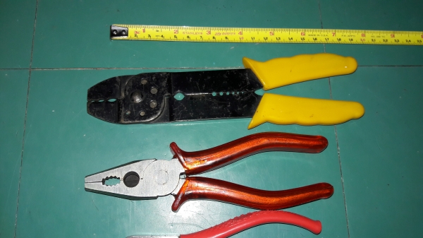 ขายเครื่องมือช่างไฟฟ้าใหม่เก่าเก็บ5ชิ้น