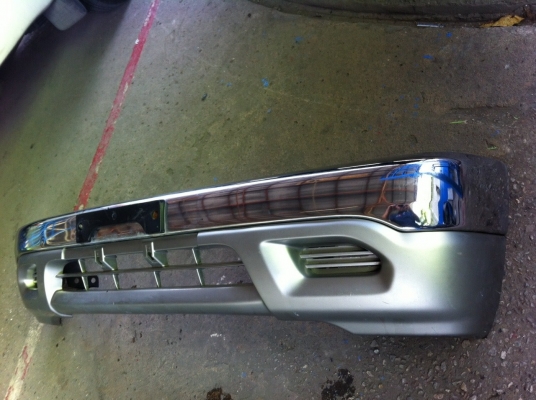 ขายกันชนหน้าtoyotatiger 4wd