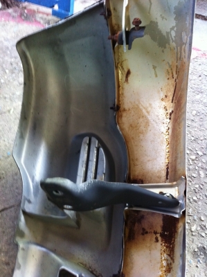 ขายกันชนหน้าtoyotatiger 4wd