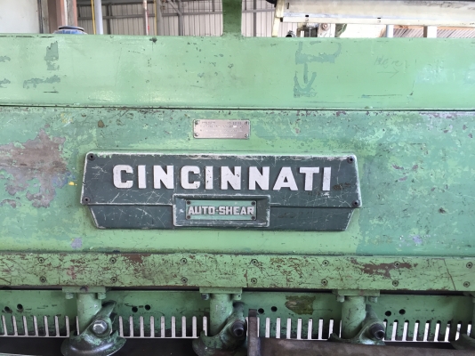 ขายเครื่องตัด10ฟุตตัดได้4มิลของอเมริกาพร้อมแบ็ตเก็ตไฟฟ้าและรางสไลด์เหล็กครับผม