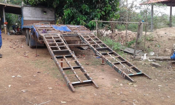 10ล้อเทนเลอร์ ISUZU TX-145 แรง เพลาเดียวท้ายลาดมีหางพับ ขนรถเกี่ยวข้าว/แบคโฮ PC120 **ขาย ISUZU TX-145 10ล้อหัวยาว1เพลา ท้ายลาดมีหางพับ ขน-ย้าย รถเกี่ยวฯ/แบคโฮ PC120 สภาพพร้อมใช้งาน เล่มทะเบียน ม.79 ISUZU TX หัวยาว 6BB1-145 เกียร์ROCK 10ล้อเทนเลอร์ ISUZU TX-145 แรง เพลาเดียวท้ายลาดมีหางพับ ขนรถเกี่ยวข้าว/แบคโฮ PC120 **ขาย ISUZU TX-145 10ล้อหัวยาว1เพลา ท้ายลาดมีหางพับ ขน-ย้าย รถเกี่ยวฯ/แบคโฮ PC120 สภาพพร้อมใช้งาน เล่มทะเบียน ม.79 ISUZU TX หัวยาว 6BB1-145 เกียร์ROCK