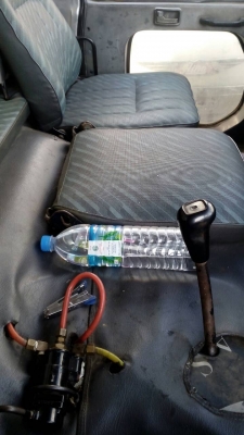 สิบล้อ หัวลาก 2เพา นิสัน UD 280แรง สภาพดีสวยพร้อมใช้ เล่มทะเบียนพร้อมโอน