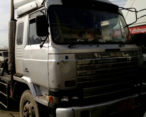 สิบล้อ หัวลาก 2เพา นิสัน UD 280แรง สภาพดีสวยพร้อมใช้ เล่มทะเบียนพร้อมโอน