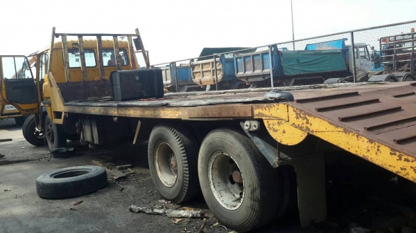 ขาย685,000บ เทนเลอร์ 2เพา บรรทุกแม็คโค 200-320 สิบล้อ2เพา ฮีโน่ FR 639B EK100-260แรง สโลส 2เพาใหญ่ สภาพดีใช้งานได้ปกติ เล่มทะเบียนพร้อมโอน