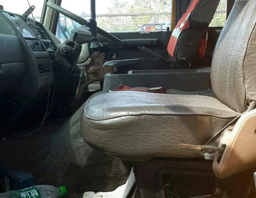 ขาย685,000บ เทนเลอร์ 2เพา บรรทุกแม็คโค 200-320 สิบล้อ2เพา ฮีโน่ FR 639B EK100-260แรง สโลส 2เพาใหญ่ สภาพดีใช้งานได้ปกติ เล่มทะเบียนพร้อมโอน