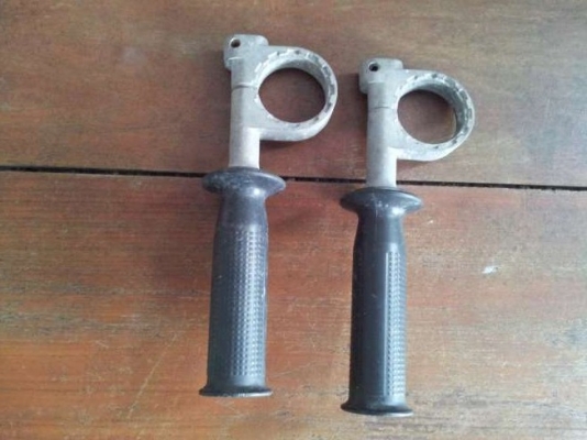 ขายมือจับสว่านรุ่นเก่า สภาพดี เก่าเก็บ