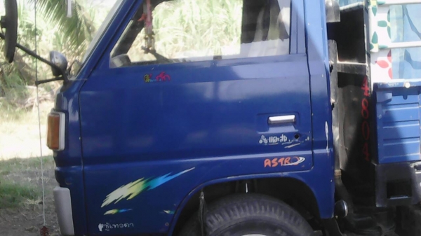 ขายด่วนครับ 6 ล้อดั้ม มิตชู แคนเตอร์ เครื่อง 100 แรง รถสวยพร้อมใช้งานครับ