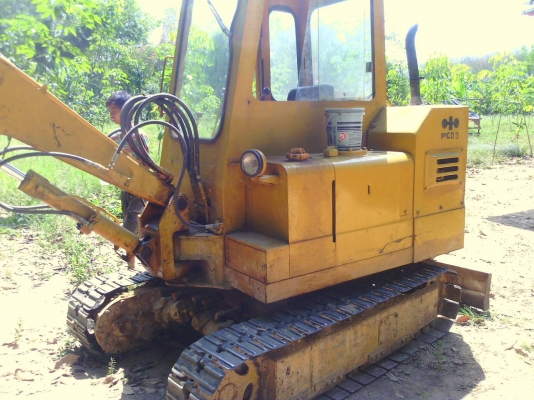 ขายรถแบคโฮ KOMATSU PC20-1 พร้อมหางเทรลเลอร์ ราคา 150000